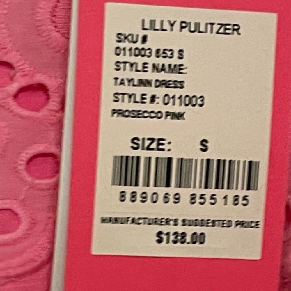 Lilly Pulitzer - Picture 2 of 3